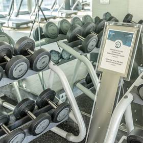 Gimnasio Hotel ILUNION Atrium Madrid Gimnasio Hotel ILUNION Atrium Madrid