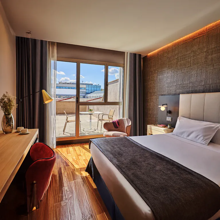 Ilunion Hotels