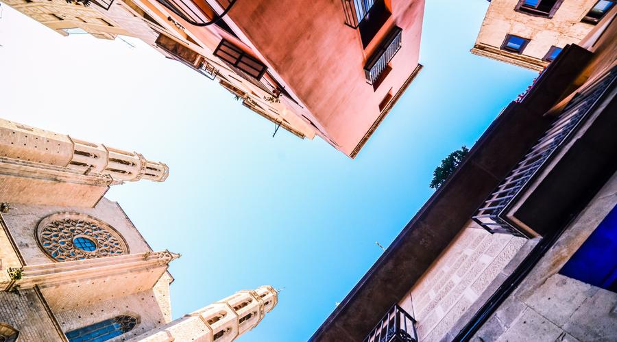 ¿Hoteles vacacionales o urbanos?: ¡En ILUNION Hotels lo tenemos todo para ti! ILUNION Hotels ¿Hoteles vacacionales o urbanos?: ¡En ILUNION Hotels lo tenemos todo para ti! ILUNION Hotels
